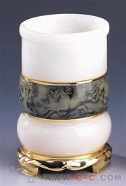 深圳千艺坊 木雕工艺品生产厂家，专业定制笔筒团购与多功能茶台